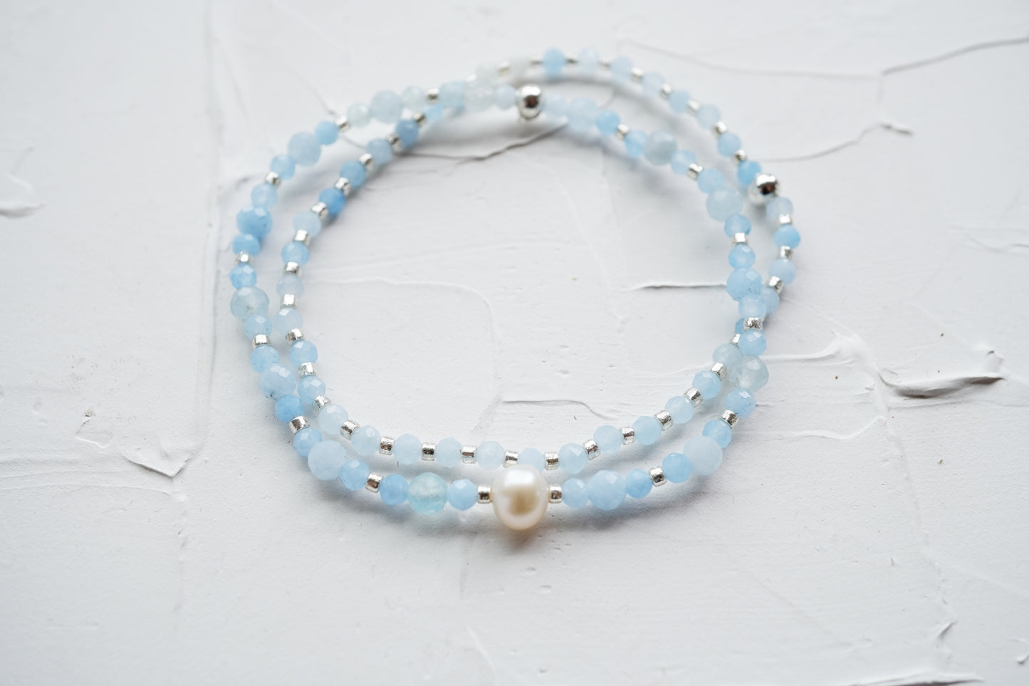 Bracelet aquamarine and pearls